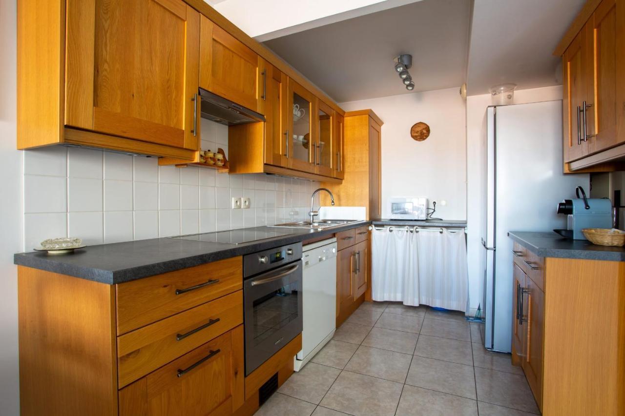 Apartment With Sea View With Two Bedrooms Nisa Exterior foto
